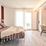 Albamarina 아파트호텔