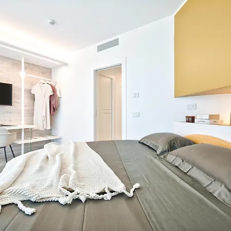 Albamarina سوتّومارينا