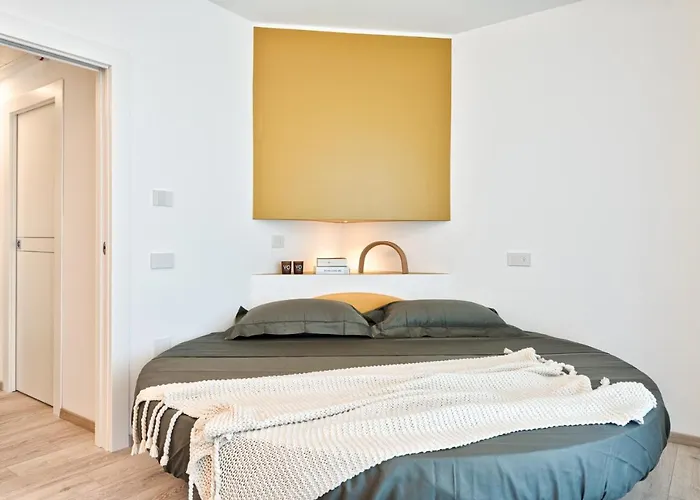 Aparthotel Albamarina