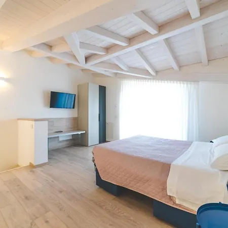 Albamarina Hotel apartamentowy Sottomarina