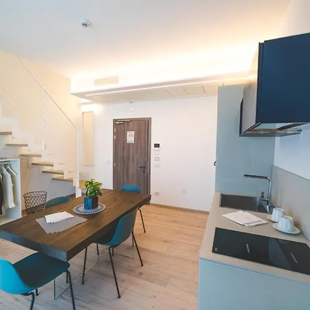 Albamarina 아파트호텔 4*