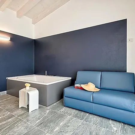 Albamarina 4* سوتّومارينا