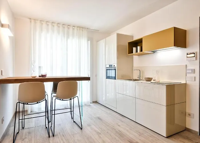 아파트호텔 Albamarina